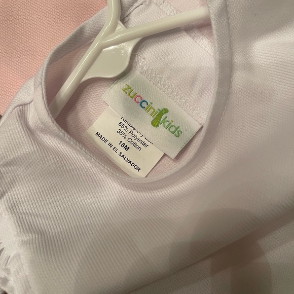 Zuccini Kids bundle 2 blouses - pink & white ruffle sleeve Size 18M - Picture 2 of 5